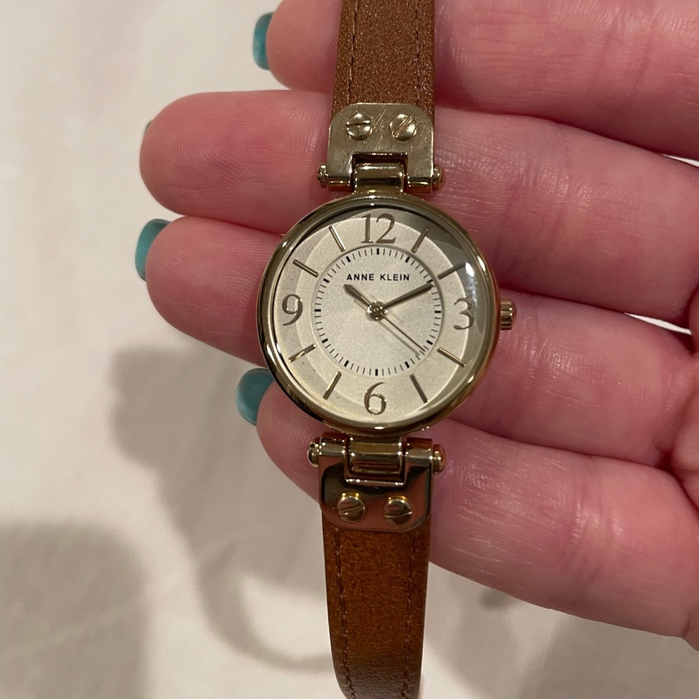 Anne Klein Watch - Picture 4 of 5